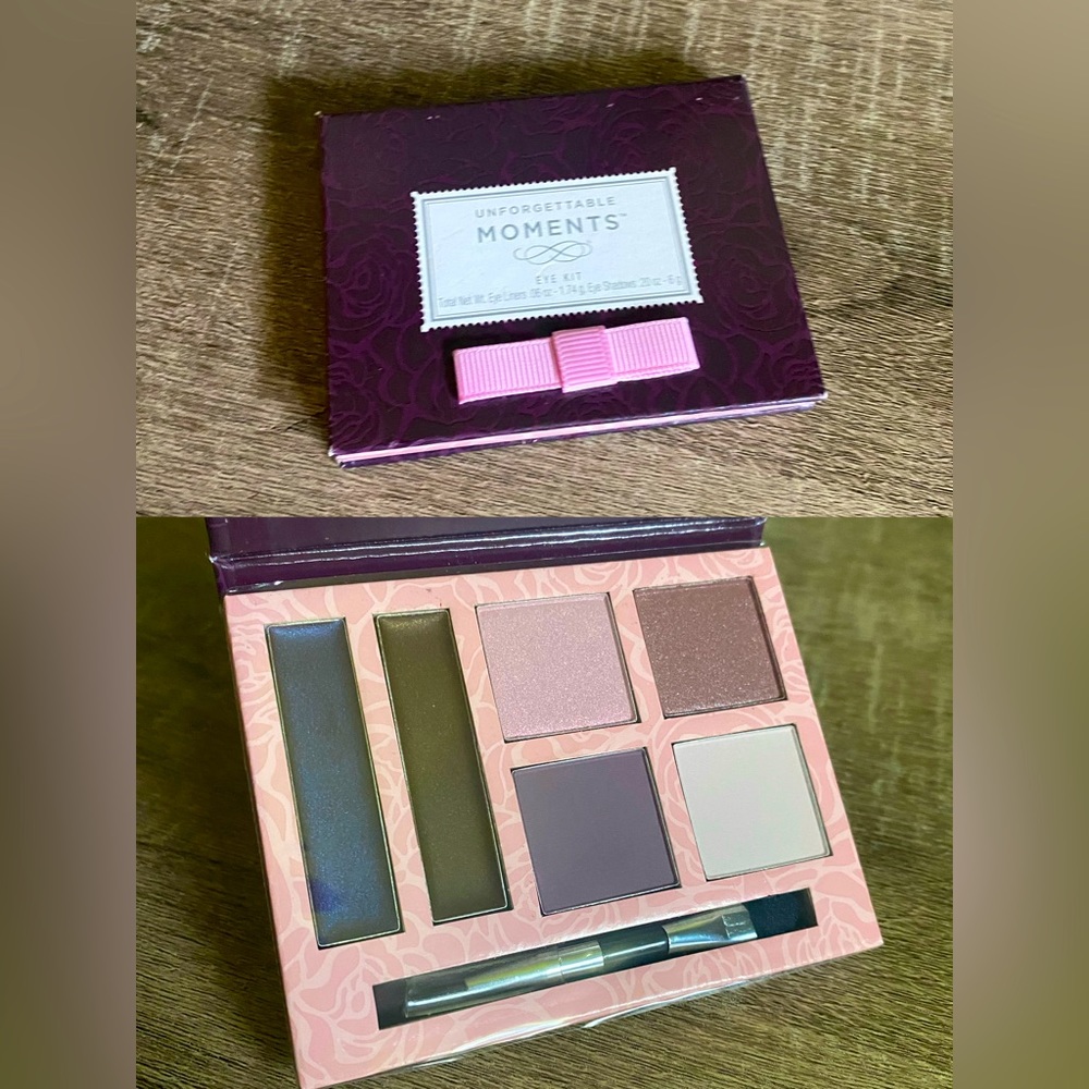 Unforgettable Moments Soft Pedals Eye Kit 2 Eye Liners 4 Shadows Palette